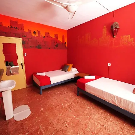 Hostal Giramundo-3